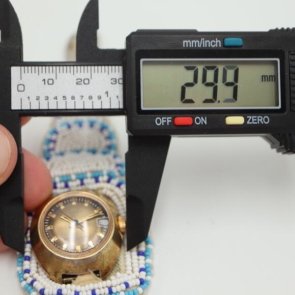 Vintage Timex Mechanical Womens Wind Up Watch Gold Bronze Tone w New Battery - Picture 2 of 16